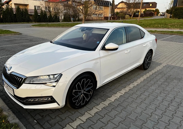 Skoda Superb cena 144900 przebieg: 56000, rok produkcji 2021 z Prudnik małe 92